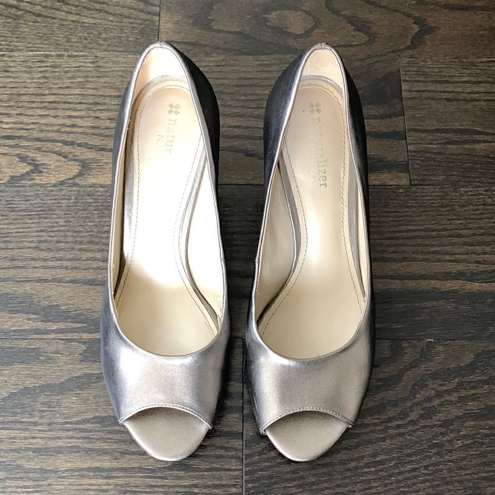👡Naturalizer N5 Comfort heels 8M